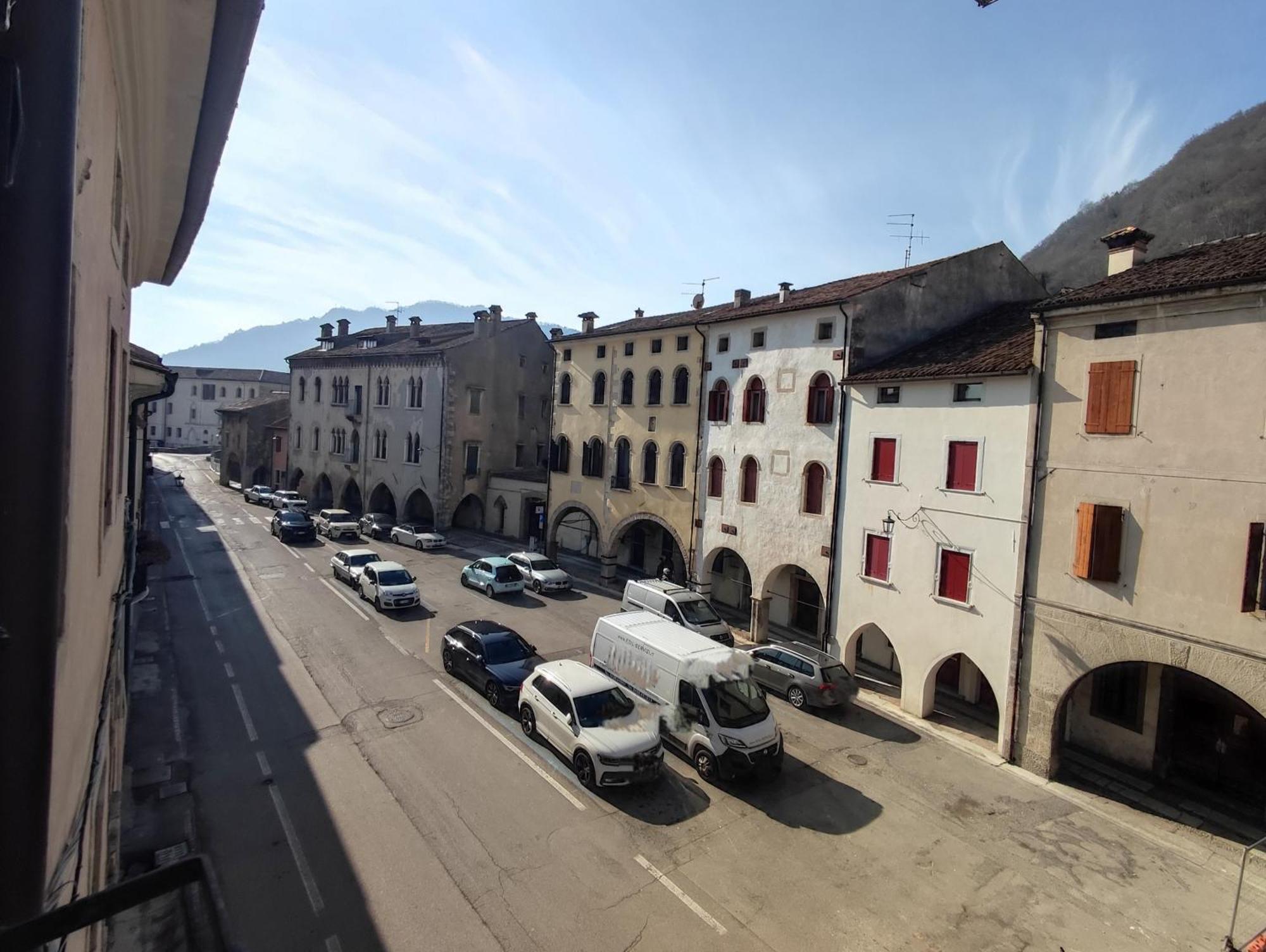 Torre Ca Emo, La Mansarda Di Serravalle Vittorio Veneto Exterior foto